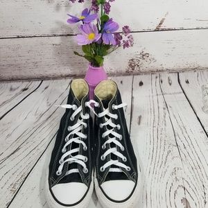 CONVERSE HIGH TOP BLACK CHUCK'S SNEAKERS W7 M5